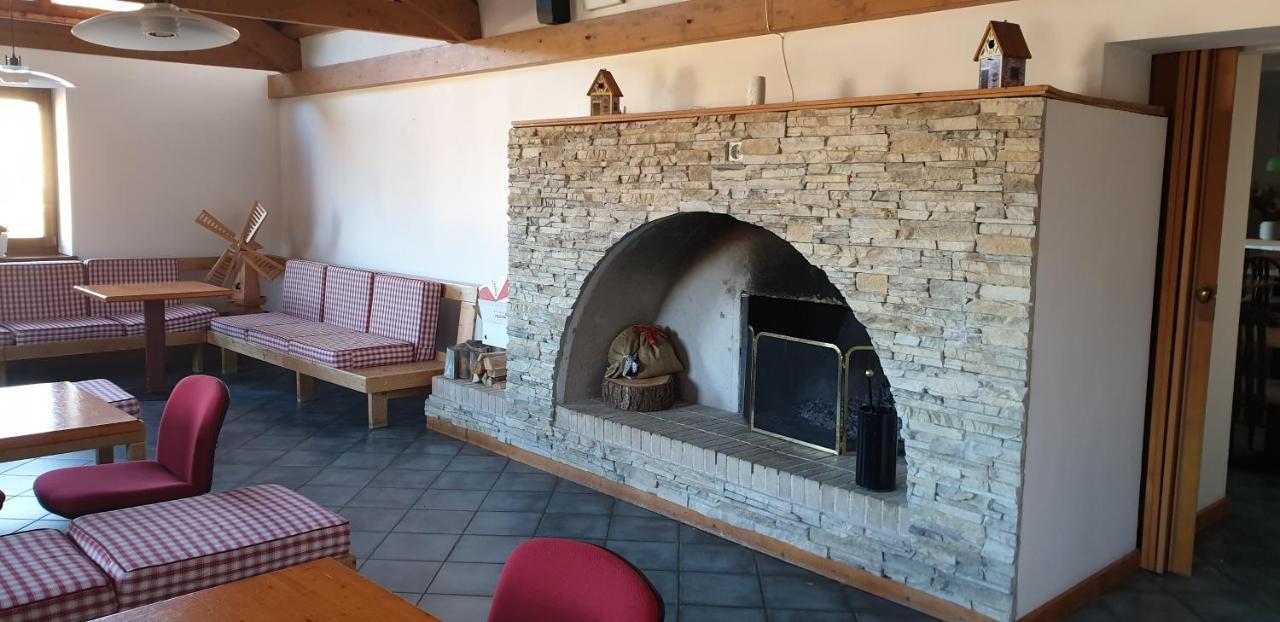 Hotel Martinella Folgaria Bagian luar foto