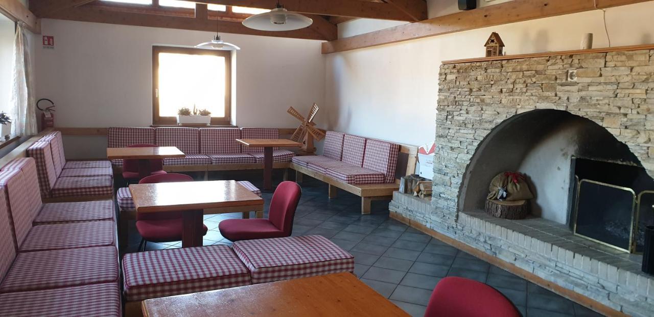 Hotel Martinella Folgaria Bagian luar foto