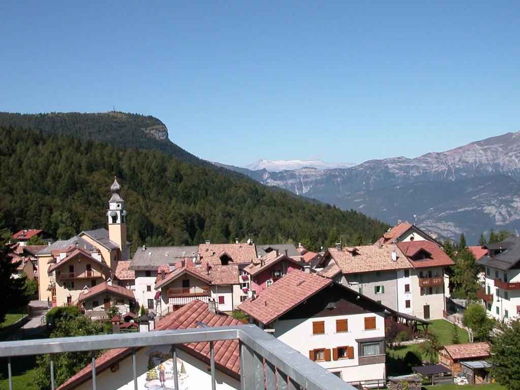 Hotel Martinella Folgaria Bagian luar foto